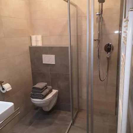 Haus Grugger דירה *